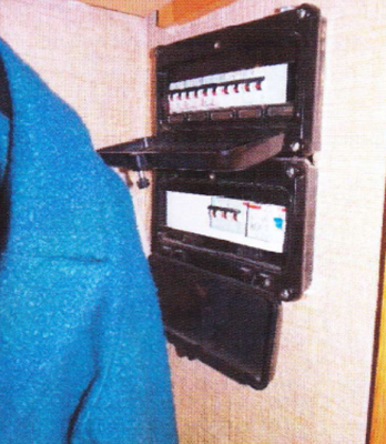 2023-10-15 15_04_04-zekringbast 1.png ‎- Foto's.png
