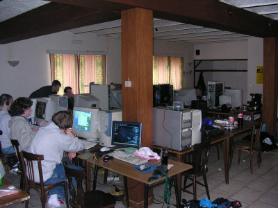 Lan2003-1.jpg