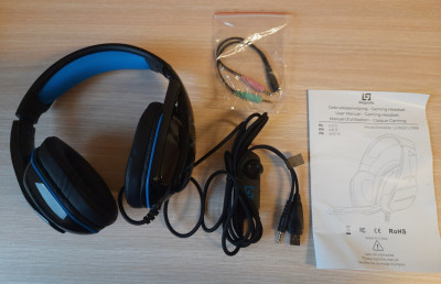 Headset 02.jpg