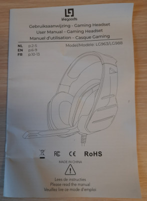 Headset 05.jpg