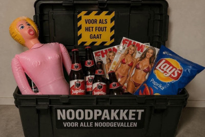 Noodpakketje.jpg